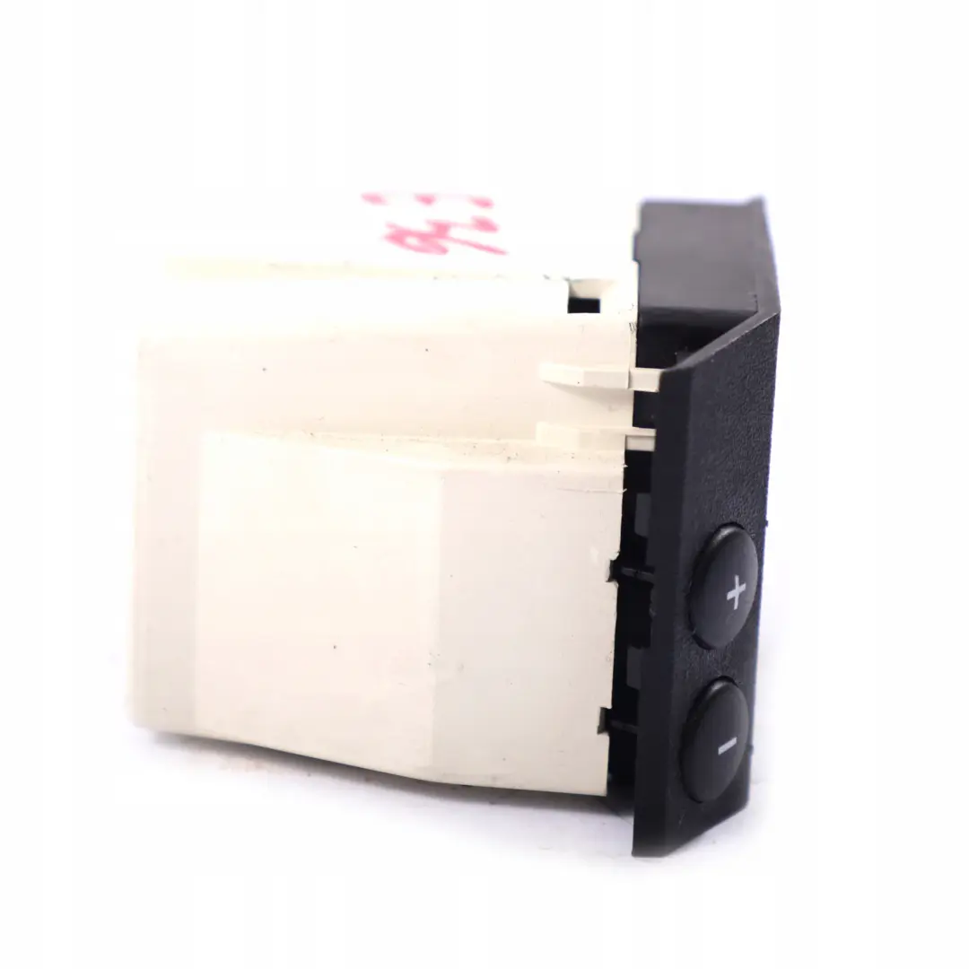 Zegar zegarek do BMW E36 o numerze 1387414 BMW E36 Zegar zegarek - SKU 1387414 - Numer Części 1387414