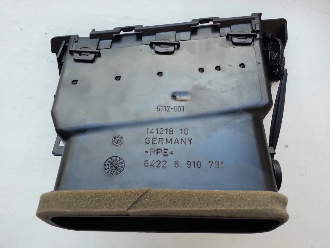 BMW 5 er E60 E61 Frischluftgrill Links Schwarz 6913707 - SKU 6910731 - Teilenummer 64226910731
