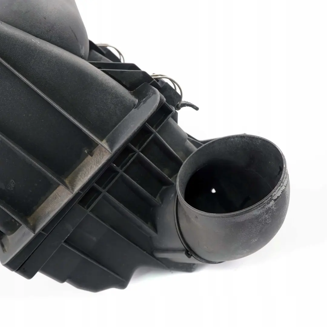 Mercedes-Benz W210 M112 Scatola Filtro Aria per con numero di parte A1120900801 Mercedes-Benz W210 M112 Scatola Filtro Aria - SKU A1120900801 - Numero di parte A1120900801