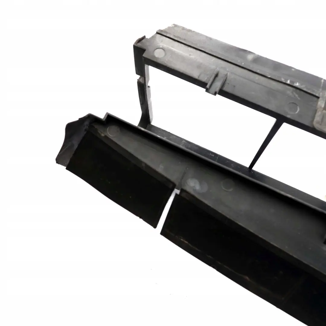 Benz Classe C W203 Radiateur Capot Calandre Mopf Tiroir Air Mercedes - SKU A2035050230 - Numéro de pièce A2035050230
