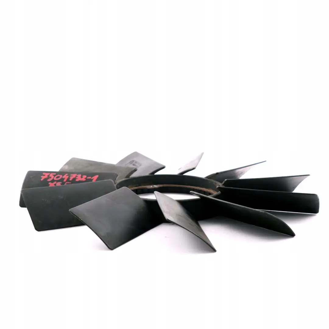 Wiatrak wentylator do BMW E53 X5 E65 E66 E67 o numerze 7504732 BMW E53 X5 E65 E66 E67 Wiatrak wentylator - SKU 7504732 - Numer Części 7504732