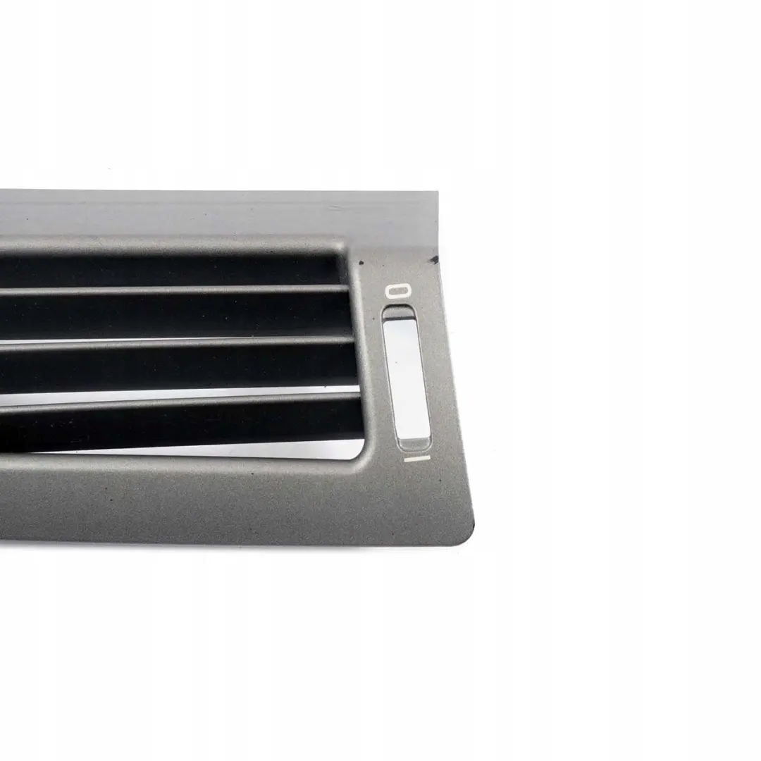 Blende Frischluftgrill Rechts Schwarz für BMW 7 er E65 E66 mit Teilenummer 6913340 BMW 7 er E65 E66 Blende Frischluftgrill Rechts Schwarz - SKU 6913340 - Teilenummer 6913340