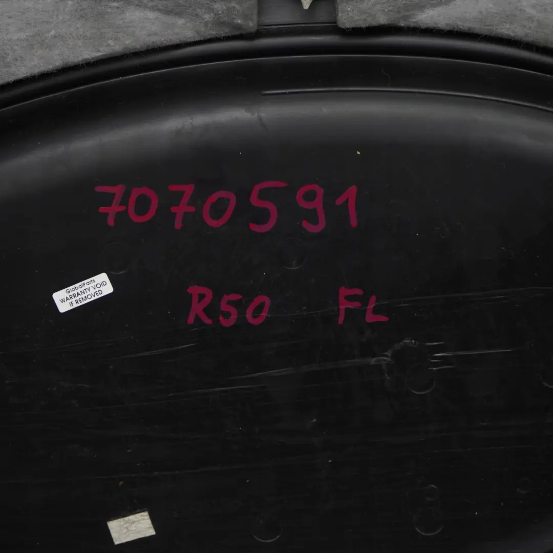 Front Left N/S Door Card Side Trim Panel Cloth Silver Grey to BMW Mini R50 R53 with Part number 7070591 BMW Mini R50 R53 Front Left N/S Door Card Side Trim Panel Cloth Silver Grey - SKU 7070591 - Part number 7070591