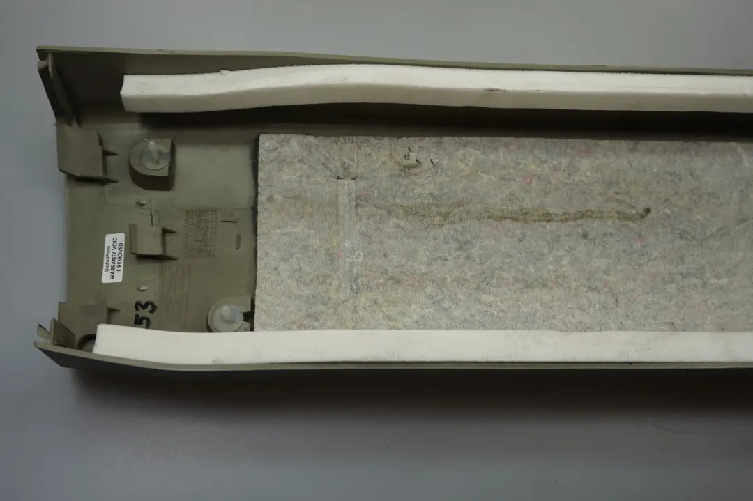 *BMW X5 er E53 Verkleidung Säule Mitte Unten Links Pastell Green für mit Teilenummer 8211905 *BMW X5 er E53 Verkleidung Säule Mitte Unten Links Pastell Green - SKU 8259255 - Teilenummer 8211905