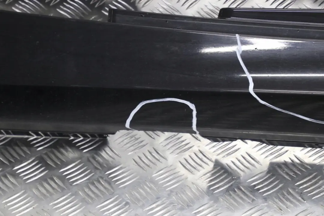 BMW E81 E82 E88 Listón de umbral faldón lateral izquierdo Schwarz 2 Negro - SKU 0036143-SCH4 - Número de pieza 51770036143