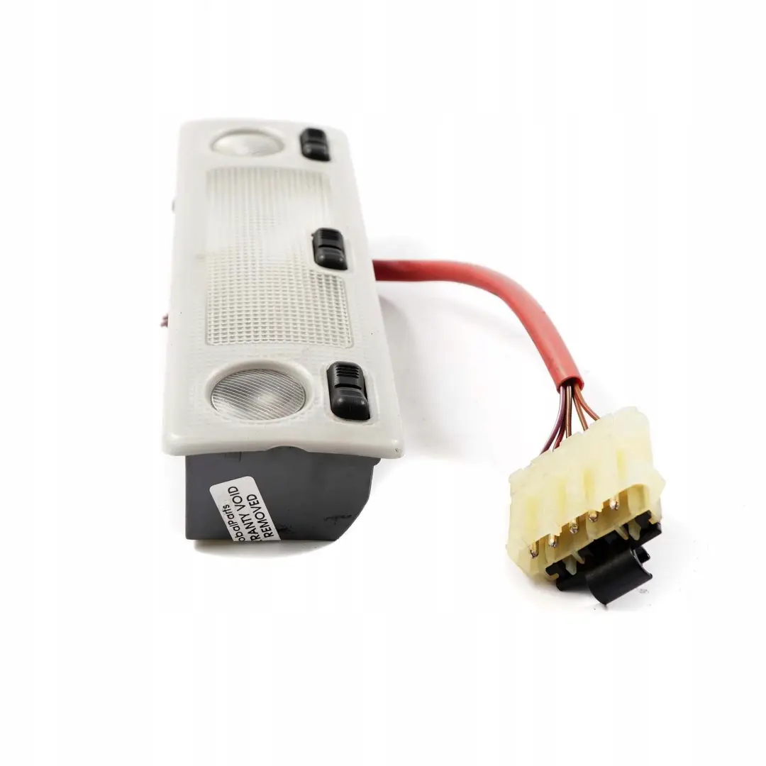 Techo Interior Trasero Luz Central De Lectura Gris para BMW E36 con número de pieza 8361616 BMW E36 Techo Interior Trasero Luz Central De Lectura Gris - SKU 8361616 - Número de pieza 8361616