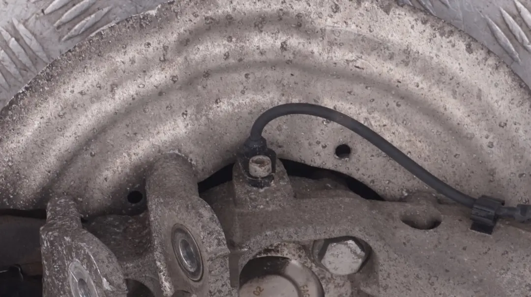 N47N 1.6 112 HP Amortisseur Arriere Gauche pour Mini R61 Paceman à propos du numéro de pièce 9805657 Mini R61 Paceman N47N 1.6 112 HP Amortisseur Arriere Gauche - SKU 9805657 - Numéro de pièce 9805657