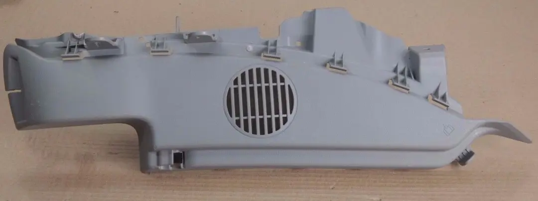 mocowanie półki bagażnika prawe 7119502 do BMW E87 o numerze 7120790 BMW E87 mocowanie półki bagażnika prawe 7119502 - SKU 7120790 - Numer Części 7120790