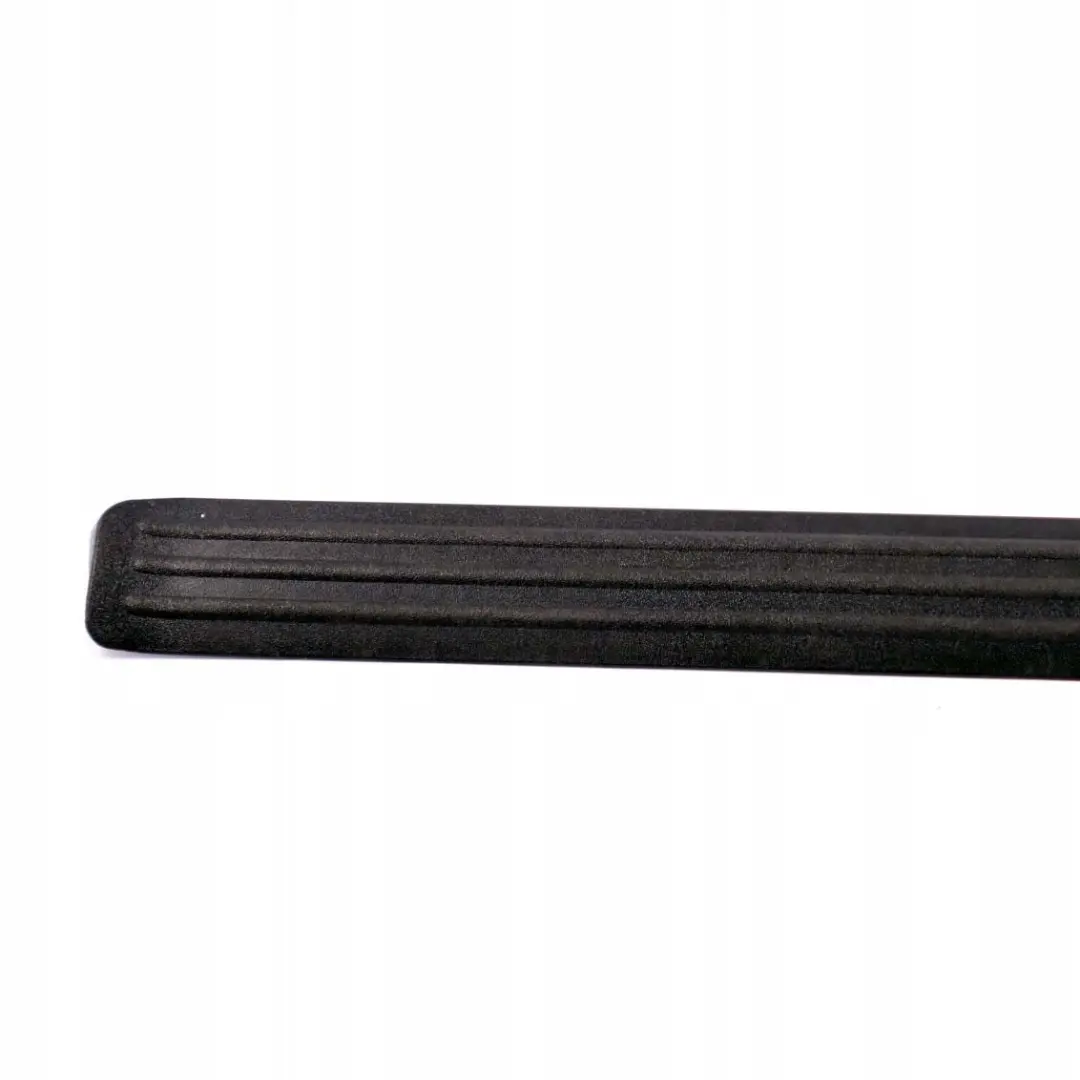W414 Striscia rivestimento per la portiera anteriore destra O/S per Mercedes Vaneo con numero di parte A4146860274 Mercedes Vaneo W414 Striscia rivestimento per la portiera anteriore destra O/S - SKU A4146860274 - Numero di parte A4146860274