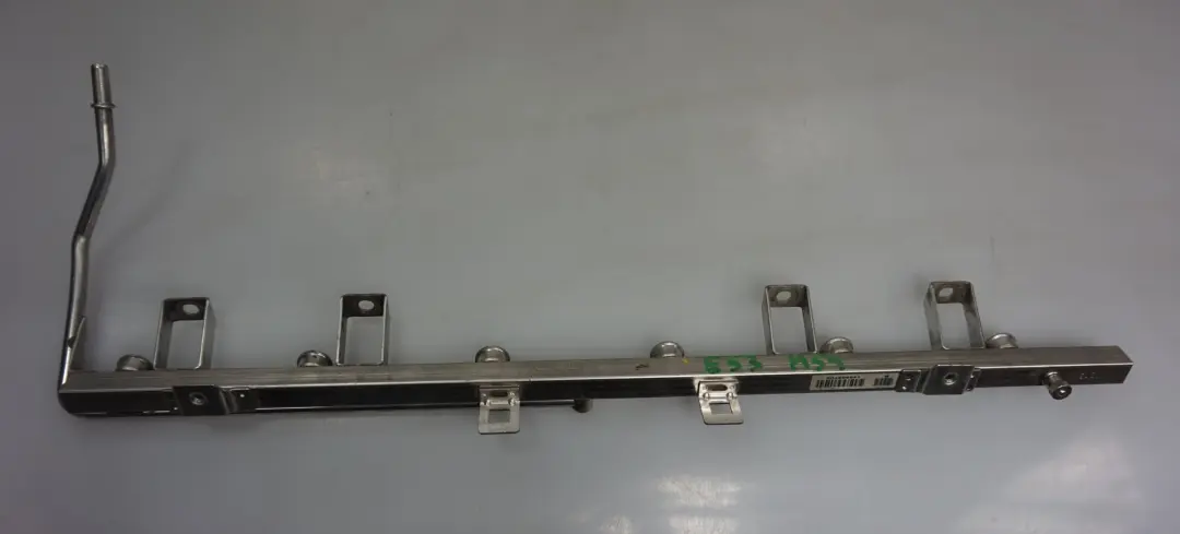 BMW 3 5 7 X3 X5 Z4 Series E46 E39 E60 E61 E65 E83 E53 FUEL INJECTOR RAIL M54 - SKU 7541452 - Part number 1437442
