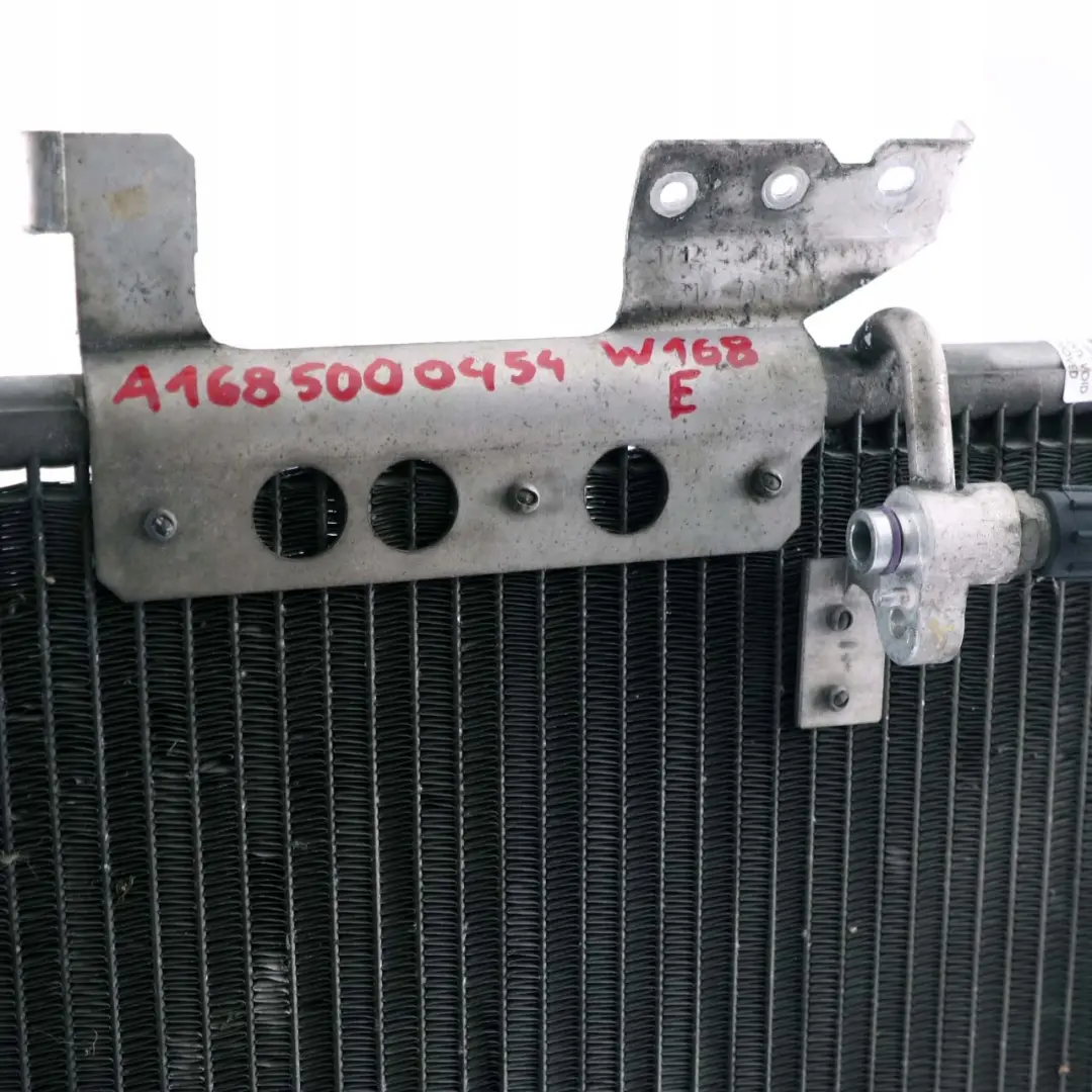 klasa W168 Chłodnica klimatyzacji klimy do Mercedes A o numerze A1685000454 Mercedes A klasa W168 Chłodnica klimatyzacji klimy - SKU A1685000454 - Numer Części A1685000454