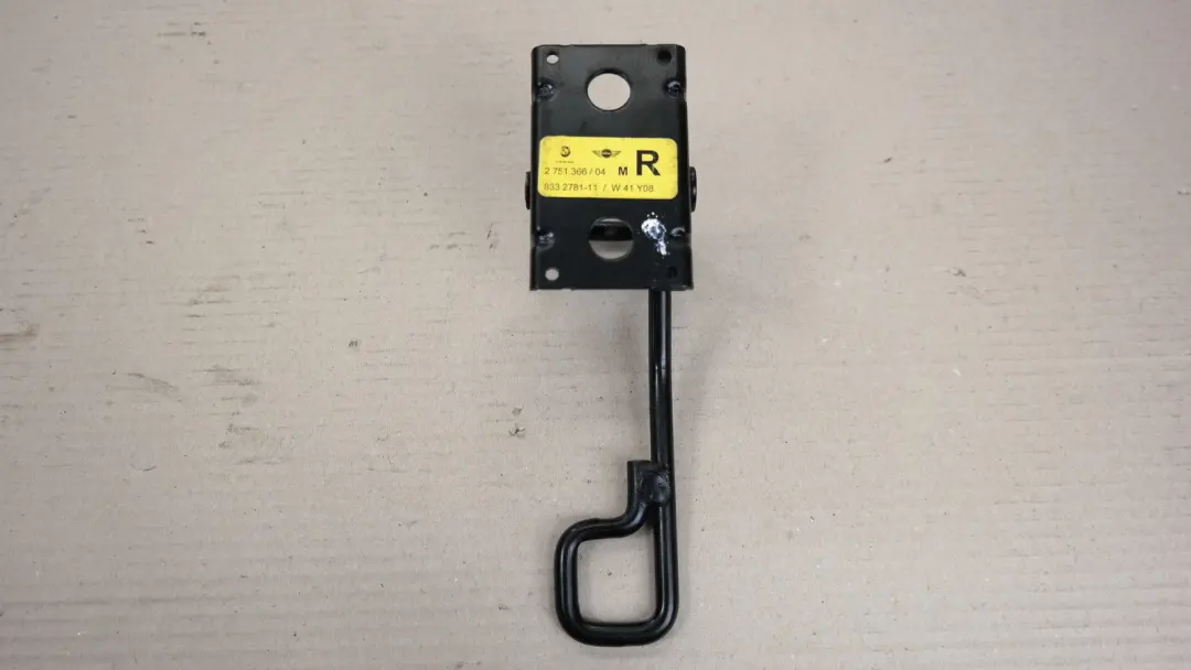 Destro Lato Posteriore Seat Striker Regolabile Catch per Mini Cooper R55 R56 con numero di parte 2751366 Mini Cooper R55 R56 Destro Lato Posteriore Seat Striker Regolabile Catch - SKU 2751366 - Numero di parte 2751366