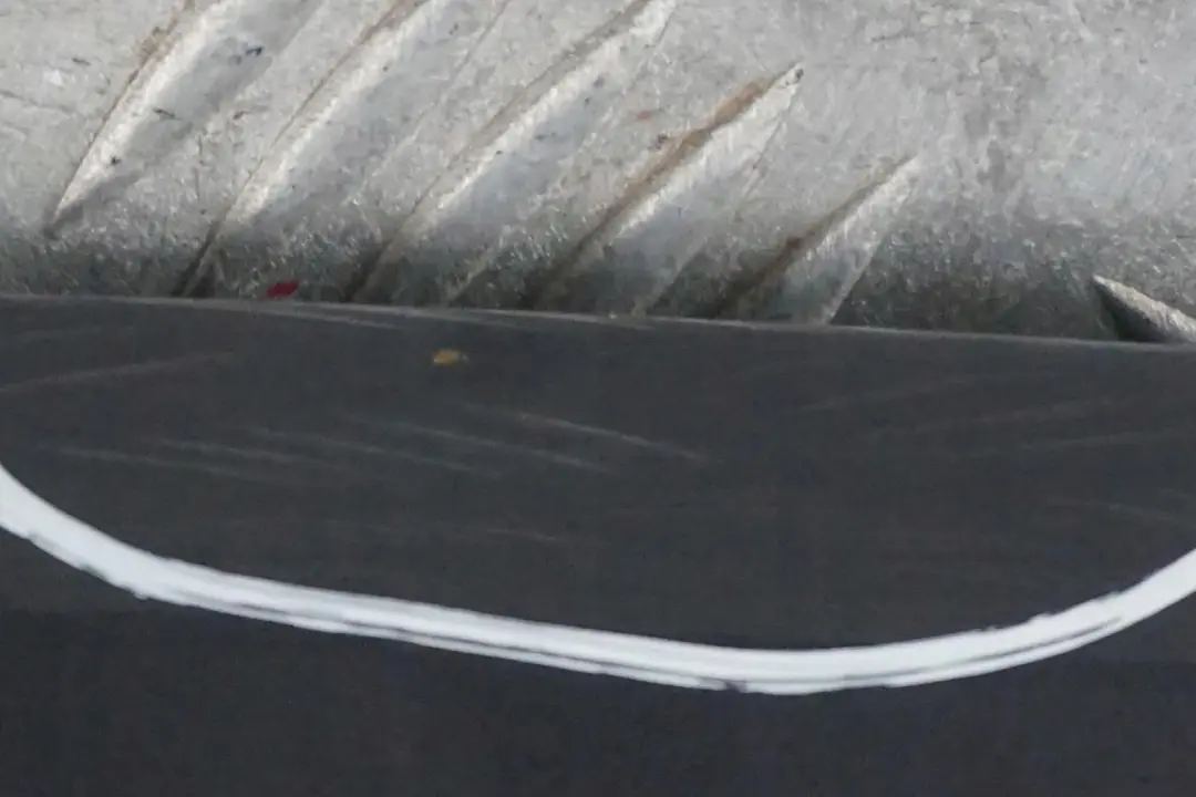 Tür Vorne Rechts Stahlgrau Stahl Grau Metallic - 400 für BMW X5 er E53 2 mit Teilenummer 8256824 BMW X5 er E53 2 Tür Vorne Rechts Stahlgrau Stahl Grau Metallic - 400 - SKU 8256824-STH2 - Teilenummer 8256824