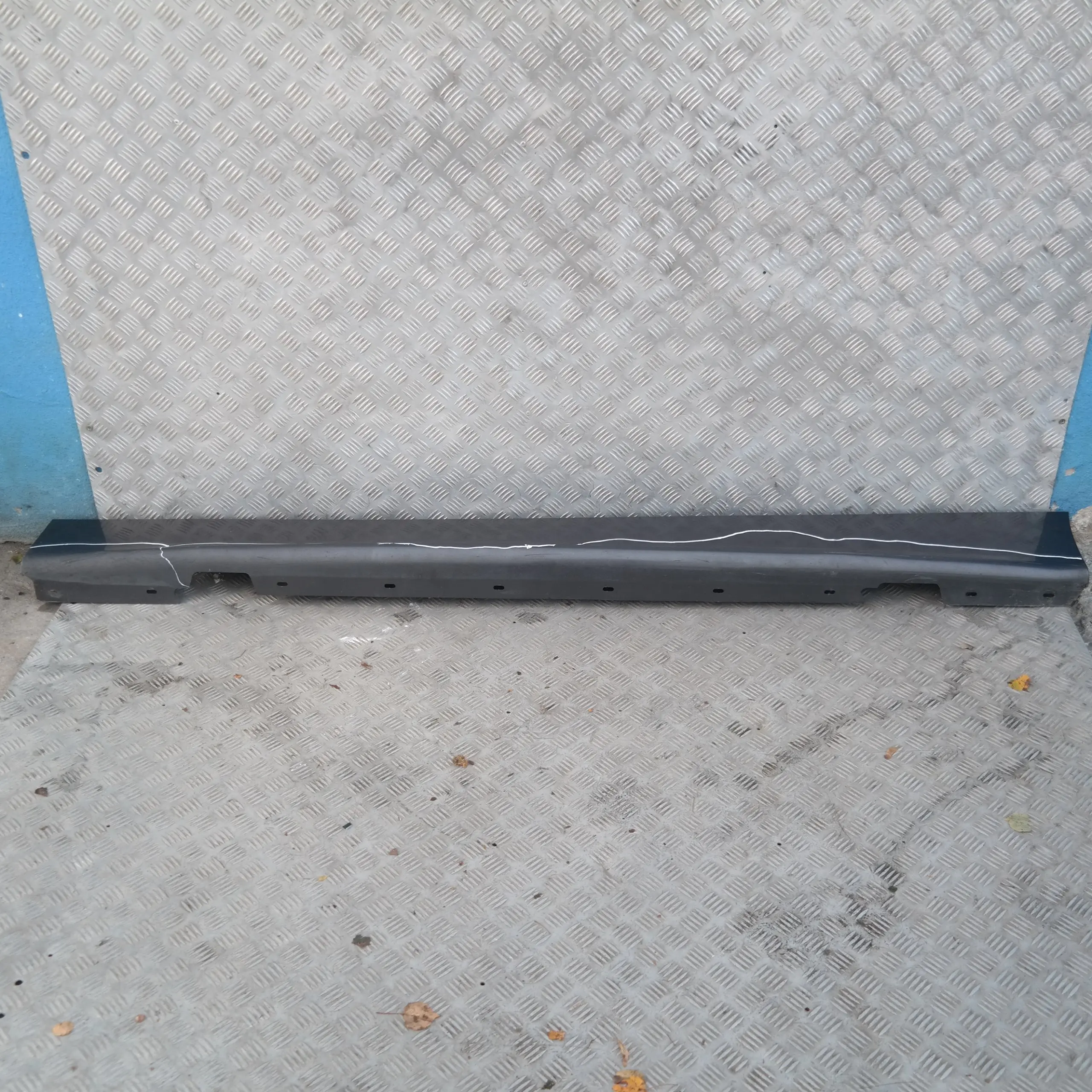 BMW 1 SERIES E87 Sill strip side skirt left N/S Sparkling Graphite Metallic WA22
