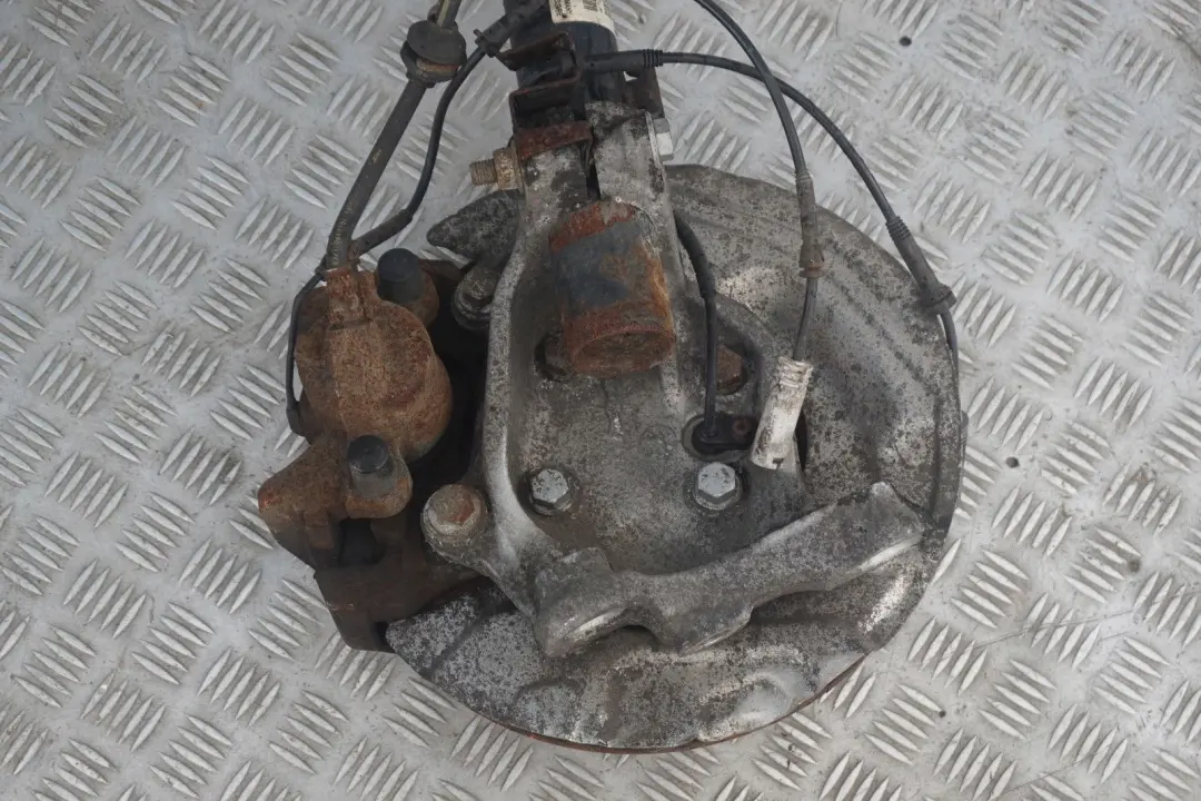 N47 Front Left N/S Spring Strut Brake Suspension Leg Hub to BMW 1 Series E82 120d with Part number 6786021 BMW 1 Series E82 120d N47 Front Left N/S Spring Strut Brake Suspension Leg Hub - SKU 6786021-3 - Part number 6786021