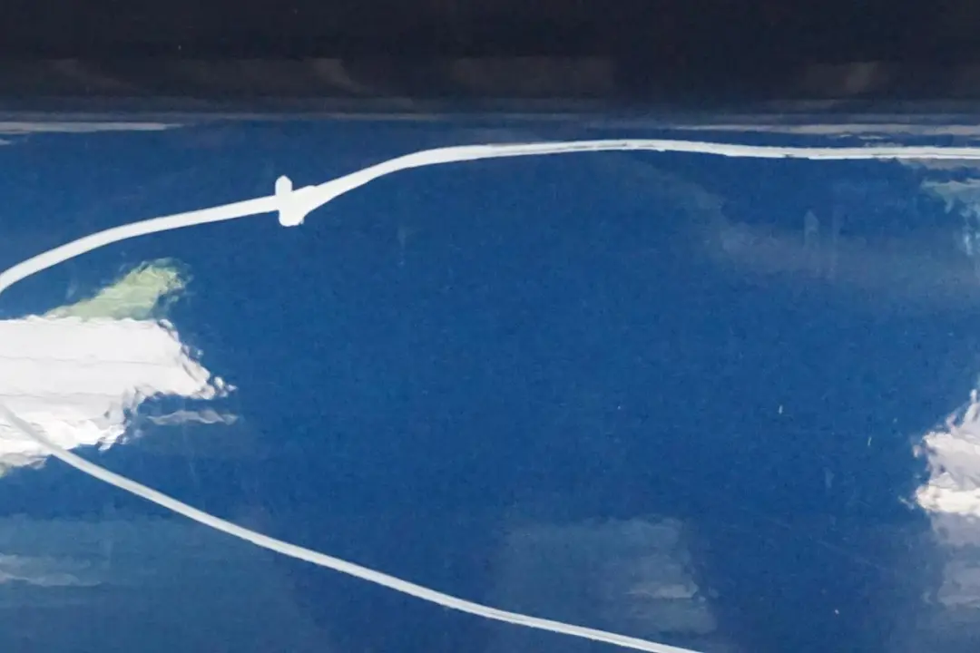 Door Front Left N/S Tiefseeblau Deep Sea Blue Metallic - A76 to BMW 5 E60 E61 with Part number 7202339 BMW 5 E60 E61 Door Front Left N/S Tiefseeblau Deep Sea Blue Metallic - A76 - SKU 7202339-DSB2 - Part number 7202339