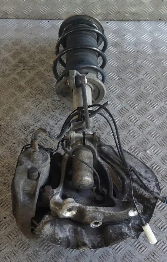 730i M54 231PS Stoßdämpfer Federbein vorn links Schwenklager für BMW 7 er E65 mit Teilenummer 6786537 BMW 7 er E65 730i M54 231PS Stoßdämpfer Federbein vorn links Schwenklager - SKU 6786537 - Teilenummer 6786537