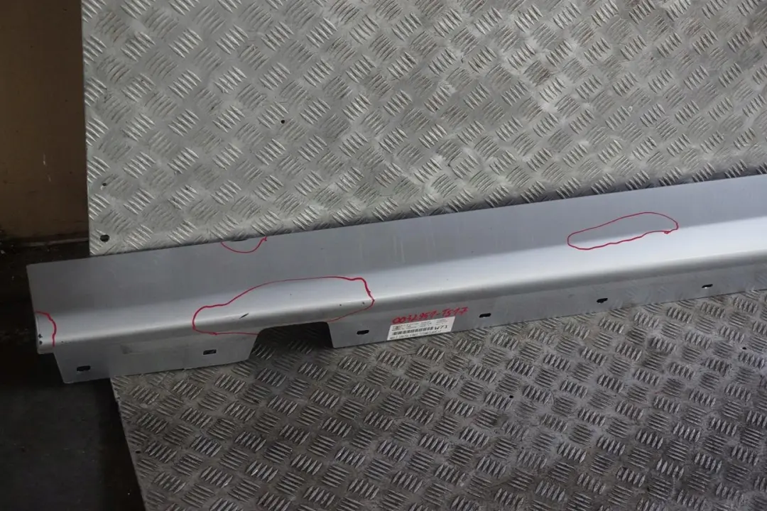 Sill Side Skirt Left N/S Titansilber Silver Metallic to BMW 3 Series 17 E90 E91 with Part number 0032951 BMW 3 Series 17 E90 E91 Sill Side Skirt Left N/S Titansilber Silver Metallic - SKU 0032951-TS17 - Part number 0032951