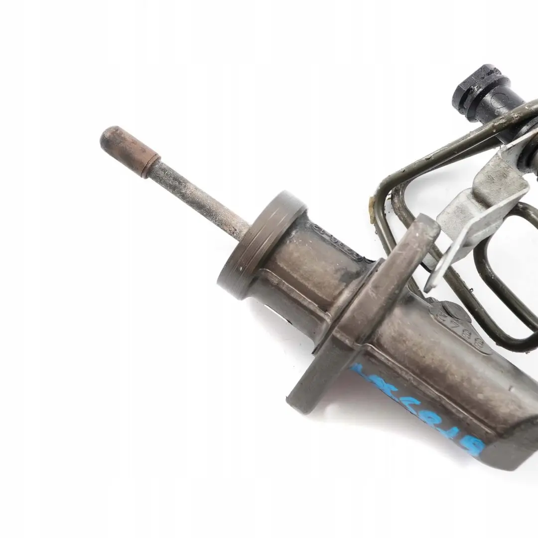 Output Cylinder Clutch to BMW 1 3 5 6 X3 Series E60 E61 E81 E84 E87 E90 E91 with Part number 6785964 BMW 1 3 5 6 X3 Series E60 E61 E81 E84 E87 E90 E91 Output Cylinder Clutch - SKU 6785964 - Part number 6785964