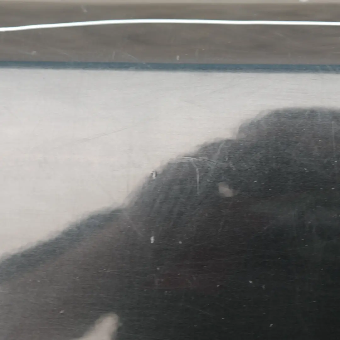 Zderzak tylny tył black saphire 475 do BMW E60 LCI o numerze 422349 BMW E60 LCI Zderzak tylny tył black saphire 475 - SKU 0422349-BS - Numer Części 422349