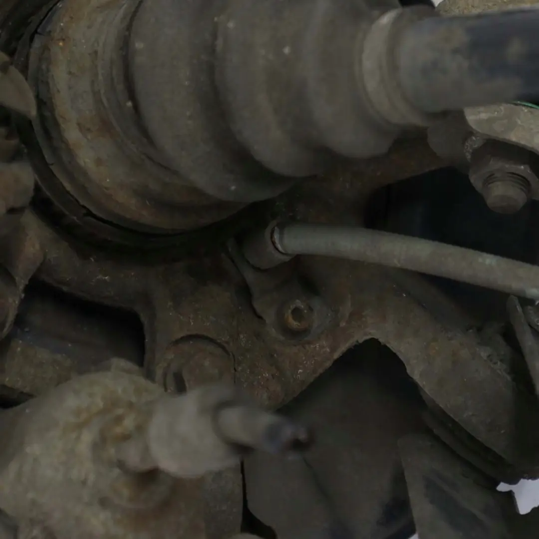 N45N 116PS Abtriebswelle Schwenklager Bremssattel Hinten Rechts für BMW 1 E87 116i mit Teilenummer 6774810 BMW 1 E87 116i N45N 116PS Abtriebswelle Schwenklager Bremssattel Hinten Rechts - SKU 6774810-25 - Teilenummer 6774810