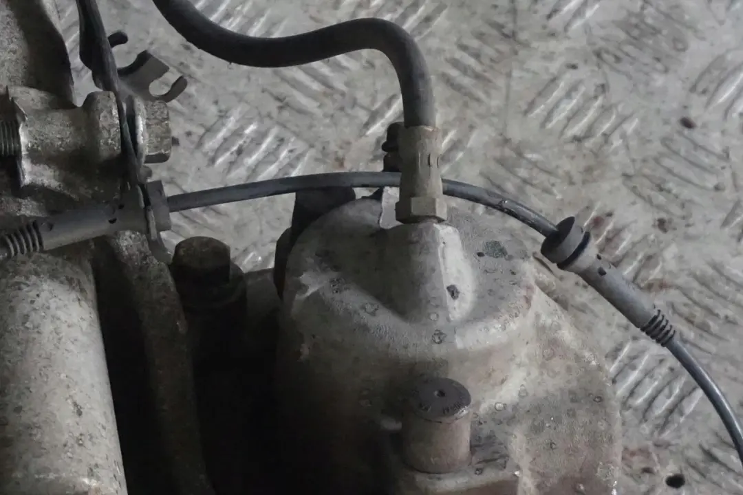 Reihe E60 525i M54 Stoßdämpfer Federbein Vorn Links für BMW 5 mit Teilenummer 6764458 BMW 5 Reihe E60 525i M54 Stoßdämpfer Federbein Vorn Links - SKU 6764458-4 - Teilenummer 6764458