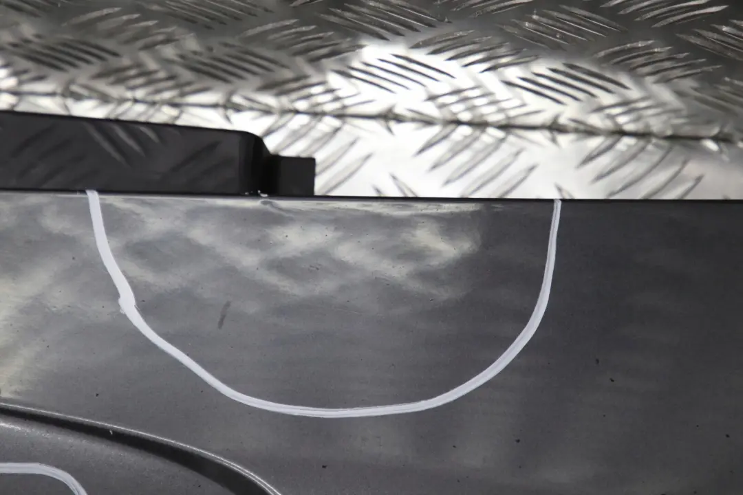 BMW E87 LCI M Sport Listello Portiera Apertura Gonna Destra Grafite Brillante - SKU 0033556-SG - Numero di parte 0033556