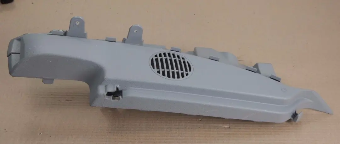 Support Rear Window Shelf Right O/S ALASKAGRAU GRAY to BMW 1 Series E87 E87N with Part number 7120790 BMW 1 Series E87 E87N Support Rear Window Shelf Right O/S ALASKAGRAU GRAY - SKU 7120790 - Part number 7120790