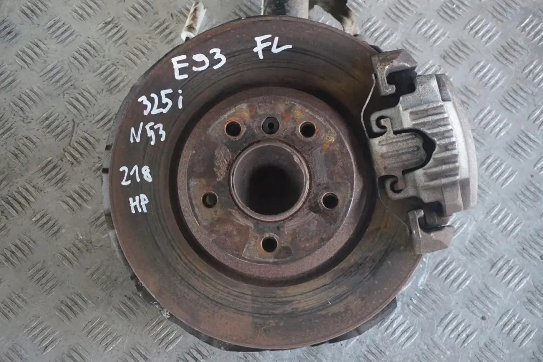 BMW 3 E93 Convertible 325i N53 Front Left N/S Spring Strut Leg Suspension Hub - SKU 6785589-3 - Part number 6785589