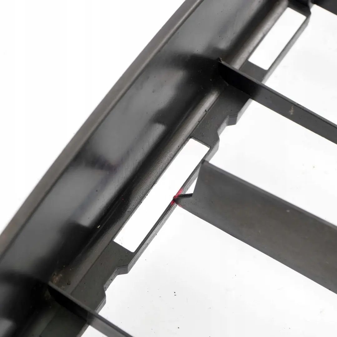 Mercedes-Benz E-Klasse S210 W210 Kühler Luftleitblech für mit Teilenummer A2105000816 Mercedes-Benz E-Klasse S210 W210 Kühler Luftleitblech - SKU A2105000816 - Teilenummer A2105000816