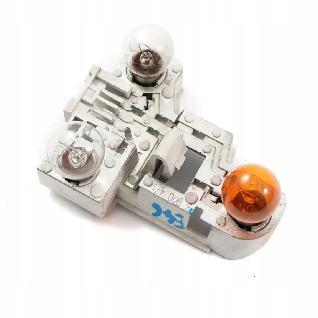 Light Bulb Left N/S Carrier White Turn Indicator to BMW 3 Series E46 Touring Rear with Part number 6900471 BMW 3 Series E46 Touring Rear Light Bulb Left N/S Carrier White Turn Indicator - SKU 6900471 - Part number 6900471