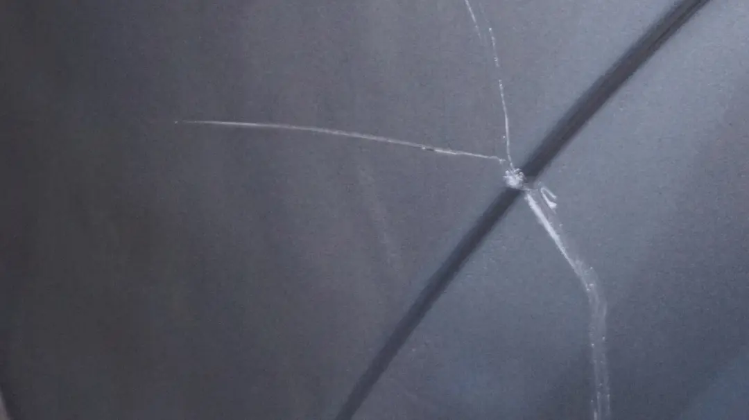 Zderzak tylny tył Sterlinggrau do BMW Z4 E85 o numerze 0031136 BMW Z4 E85 Zderzak tylny tył Sterlinggrau - SKU 0031136-STG - Numer Części 0031136