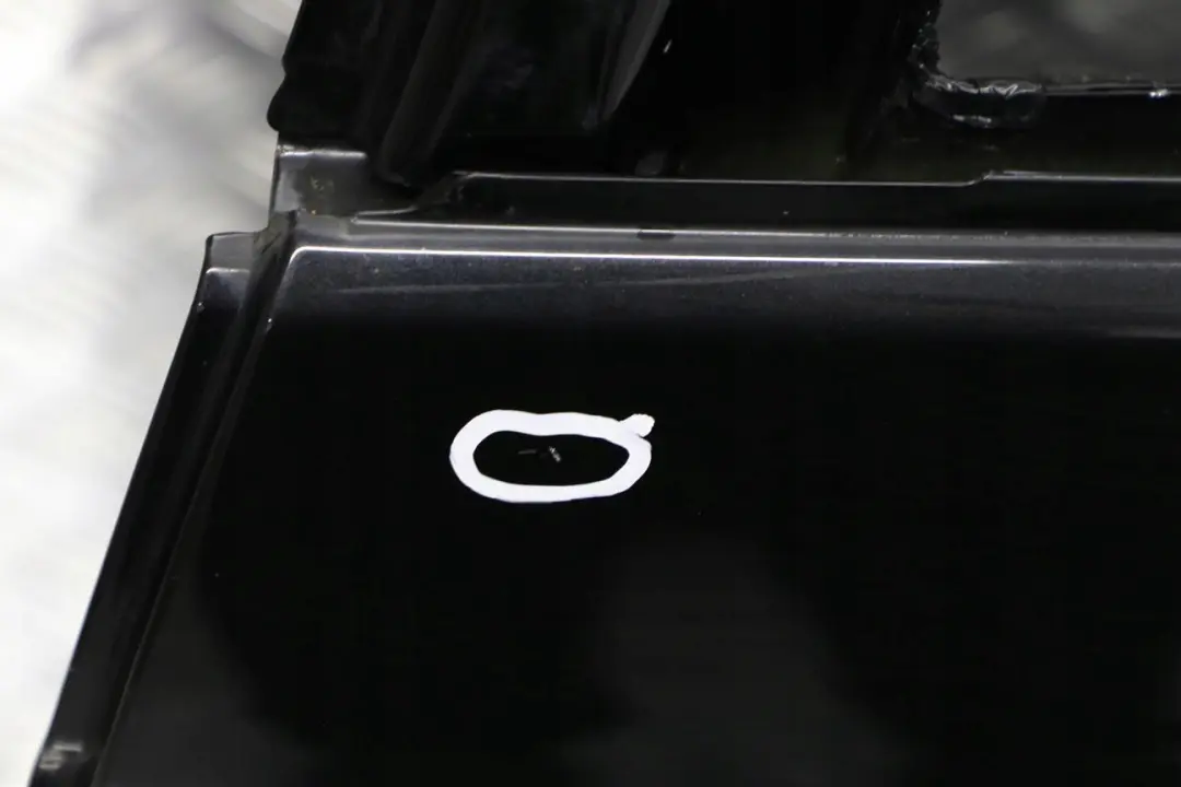 Door Rear Left N/S Black Sapphire Metallic - 475 to BMW 3 Series E46 Saloon with Part number 7034153 BMW 3 Series E46 Saloon Door Rear Left N/S Black Sapphire Metallic - 475 - SKU 7034153-BS - Part number 7034153