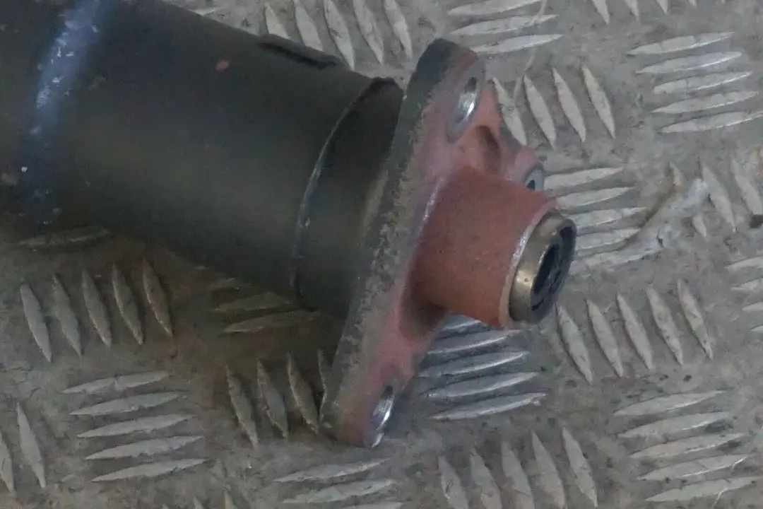 N52 N52N Schaltgetriebe Gelenkwelle für BMW 3 er E90 E91 330i mit Teilenummer 7560156 BMW 3 er E90 E91 330i N52 N52N Schaltgetriebe Gelenkwelle - SKU 7560156 - Teilenummer 7560156