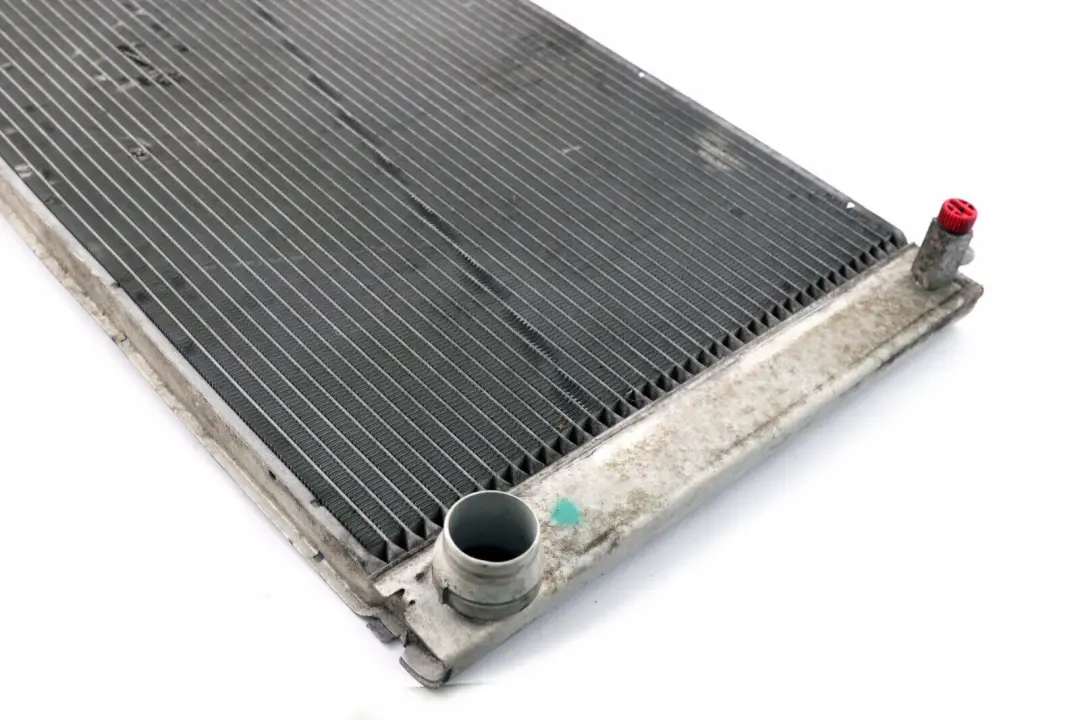 Radiador De Agua Automatico 525d 530d 730d M57N para BMW E60 E65 con número de pieza 2248478 BMW E60 E65 Radiador De Agua Automatico 525d 530d 730d M57N - SKU 2248478 - Número de pieza 2248478