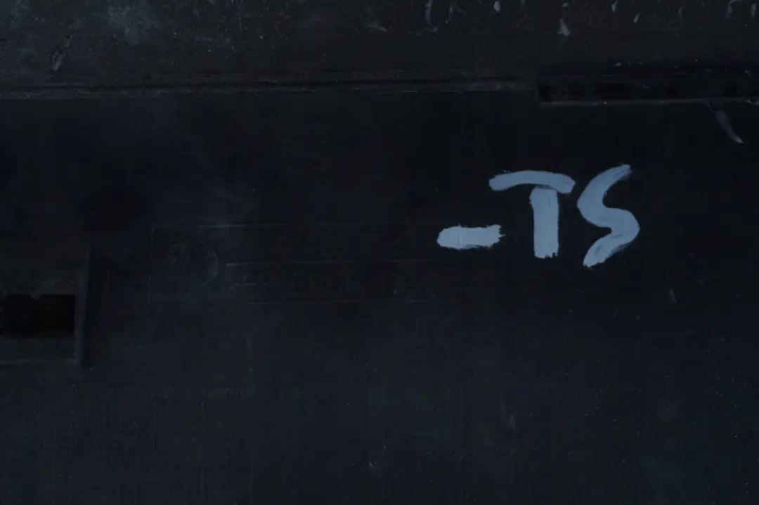 Revetement Seuil A Gauche Argent Titane Argent pour BMW X5 E53 à propos du numéro de pièce 8408705 BMW X5 E53 Revetement Seuil A Gauche Argent Titane Argent - SKU 8408705-TS - Numéro de pièce 8408705