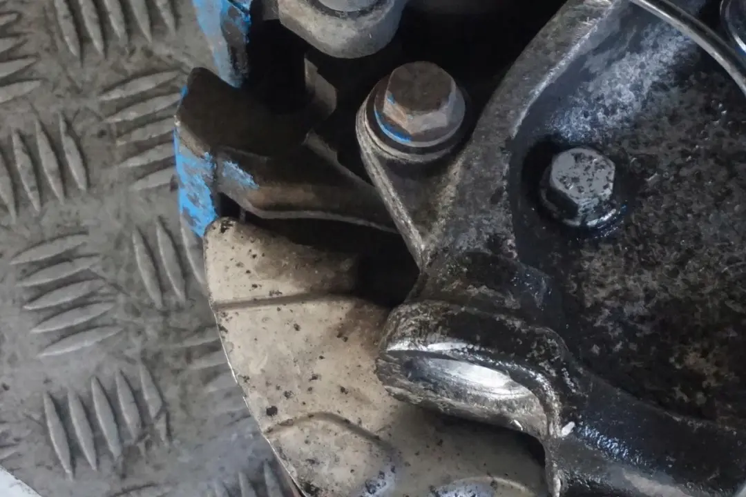 320si N45 M Sport Amortisseur avant Gauche 311 405 pour BMW 3 Serie E90 à propos du numéro de pièce 8036553 BMW 3 Serie E90 320si N45 M Sport Amortisseur avant Gauche 311 405 - SKU 8036553-4 - Numéro de pièce 8036553