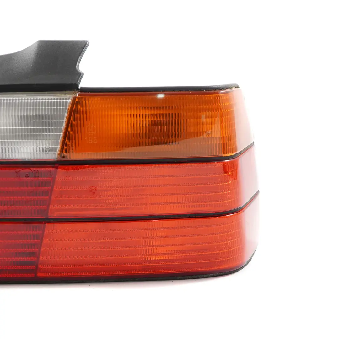 Lampa tylna prawa prawy tył do BMW E36 Sedan o numerze 1387362 BMW E36 Sedan Lampa tylna prawa prawy tył - SKU 1387362 - Numer Części 1387362
