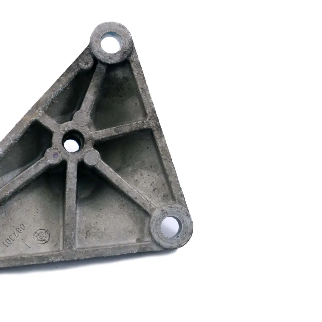 Mercedes-Benz Clase A W168 Motor Izquierdo Soporte Soporte para con número de pieza A1682420401 Mercedes-Benz Clase A W168 Motor Izquierdo Soporte Soporte - SKU A1682420401 - Número de pieza A1682420401