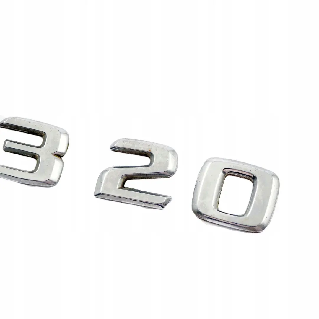 Coffre arrière Emblème Adhered Emblem Lettering E320 pour Mercedes W210 W211 à propos du numéro de pièce A1248175815 Mercedes W210 W211 Coffre arrière Emblème Adhered Emblem Lettering E320 - SKU A1248175815 - Numéro de pièce A1248175815