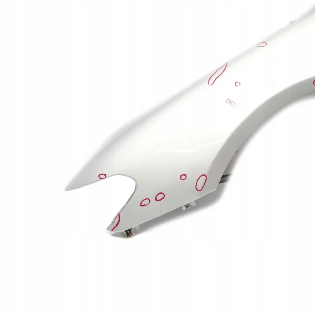 Błotnik lewy przód titansilber do BMW E65 E66 E67 o numerze 7061661-TS BMW E65 E66 E67 Błotnik lewy przód titansilber - SKU 7061661-TS - Numer Części 7061661-TS