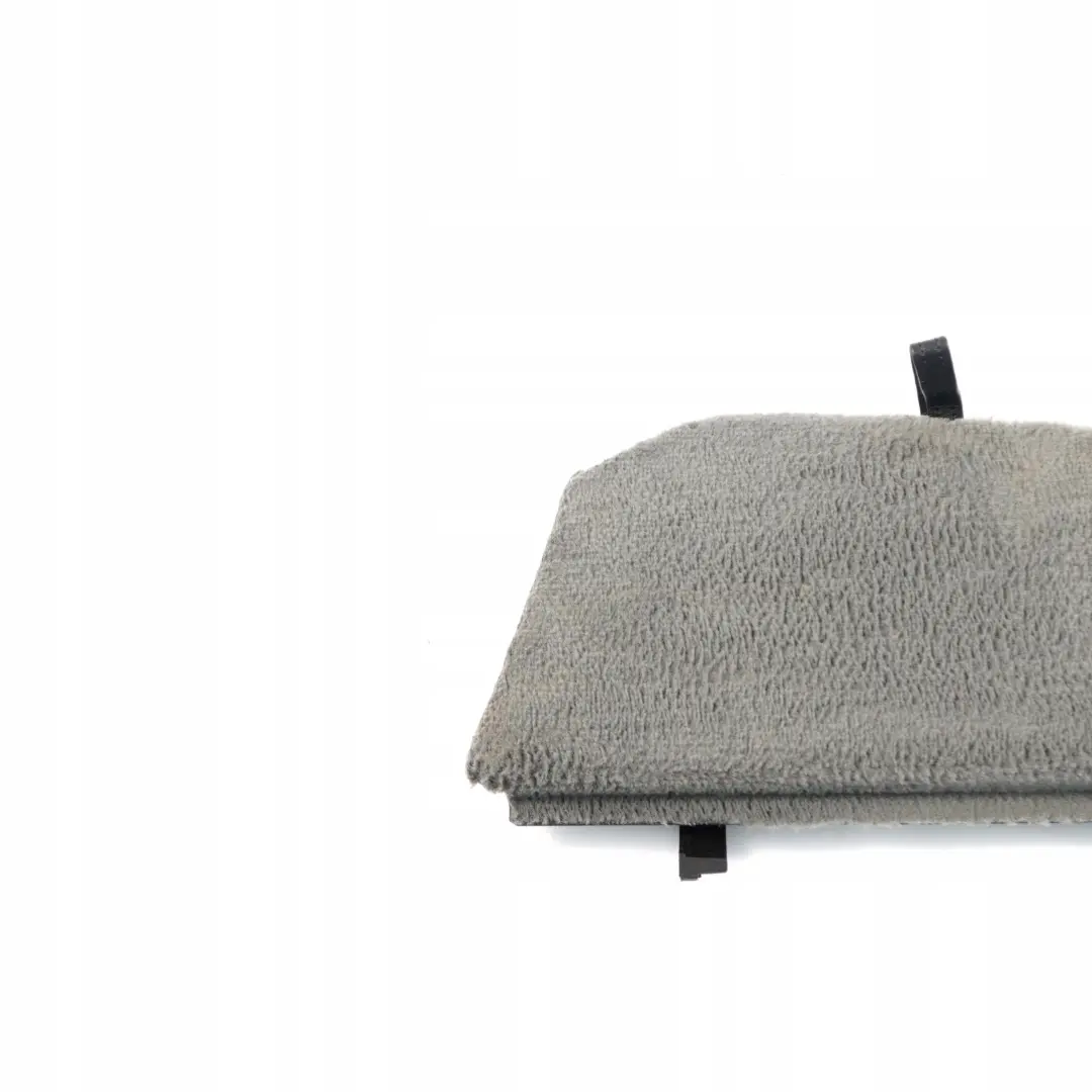 Boot Trunk Floor Battery Trim Panel Cover Grigio per BMW E46 Touring con numero di parte 8262817 BMW E46 Touring Boot Trunk Floor Battery Trim Panel Cover Grigio - SKU 8262817 - Numero di parte 8262817