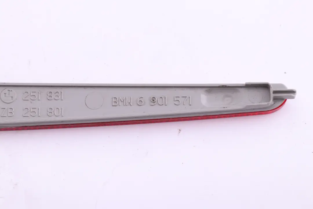 Rückstrahler hinten links 6314 für BMW X5 er E53 mit Teilenummer 6901571 BMW X5 er E53 Rückstrahler hinten links 6314 - SKU 6901571 - Teilenummer 6901571