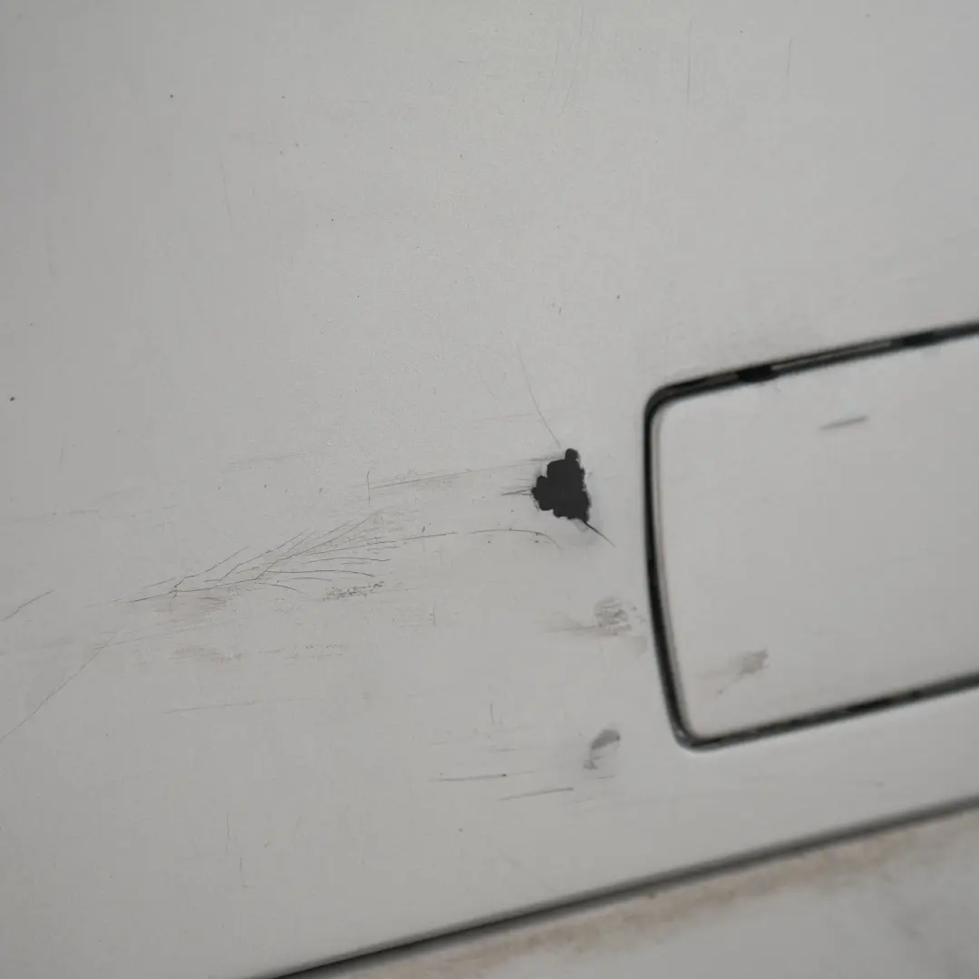 Zderzak tylny tył titansilber 354 do BMW E87 o numerze 32630 BMW E87 Zderzak tylny tył titansilber 354 - SKU 0032630-TS2 - Numer Części 32630