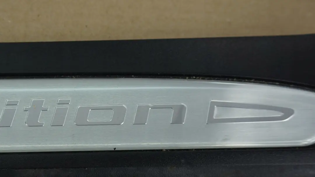 Right Entrance Kick Door Sill Cover Trim Strip O/S to BMW E60 E61 LCI Rear with Part number 7172292 BMW E60 E61 LCI Rear Right Entrance Kick Door Sill Cover Trim Strip O/S - SKU 7172292 - Part number 7172292