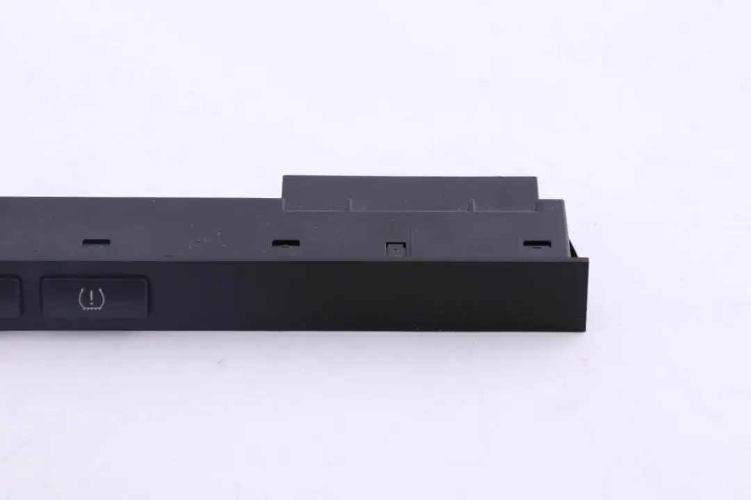 Consola Central DTC PDC Interruptor Centro Cluster 3427955 para BMW E83 LCI con número de pieza 9131527 BMW E83 LCI Consola Central DTC PDC Interruptor Centro Cluster 3427955 - SKU 9131527 - Número de pieza 9131527