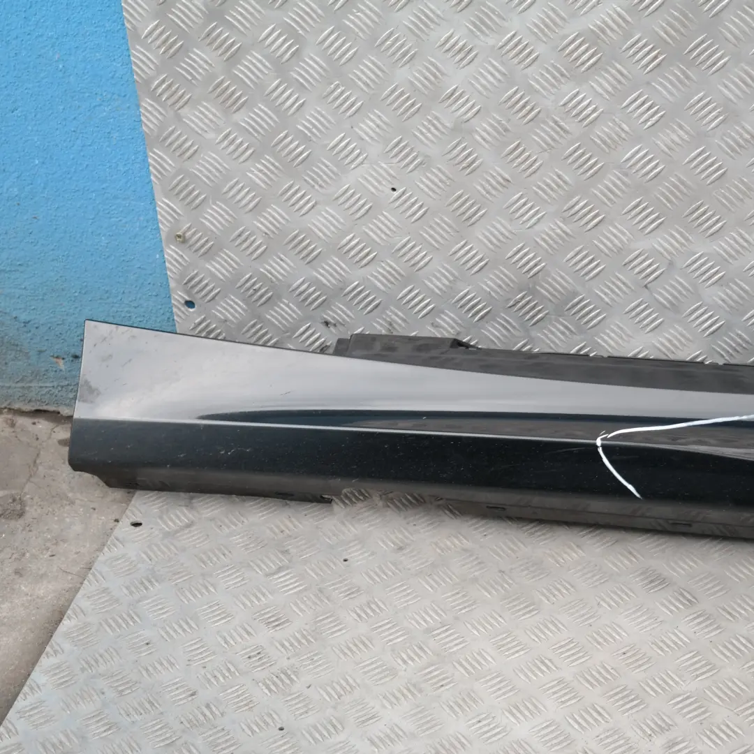BMW E87N LCI Gonna Laterale Sill Strip Sinistra Nero Zaffiro Metallizzato - 475 - SKU 0036145-BS4 - Numero di parte 51770036145