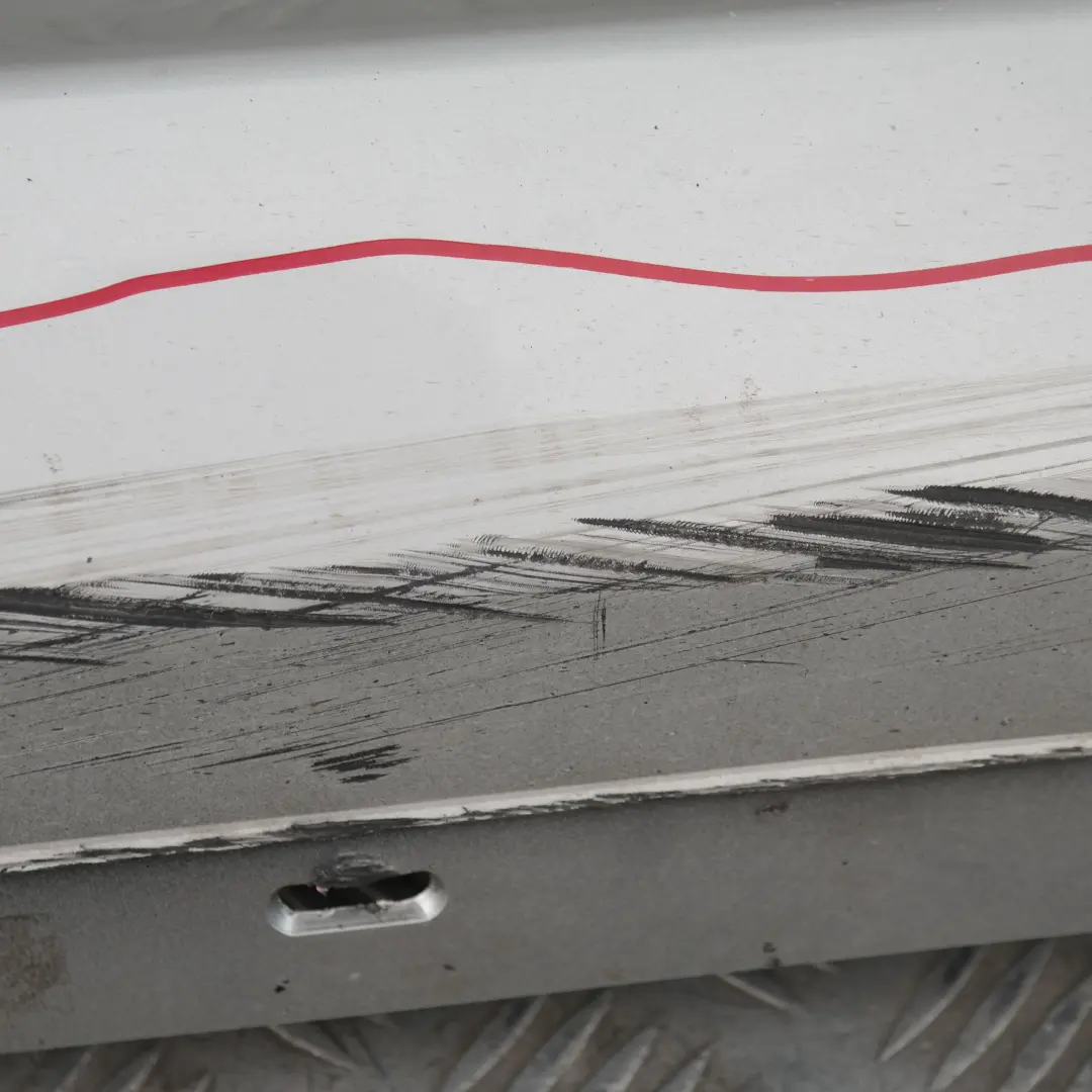 Nakładka listwa próg prawy titansilber do BMW E87 LCI o numerze 51770036144 BMW E87 LCI Nakładka listwa próg prawy titansilber - SKU 0036144-TS9 - Numer Części 51770036144