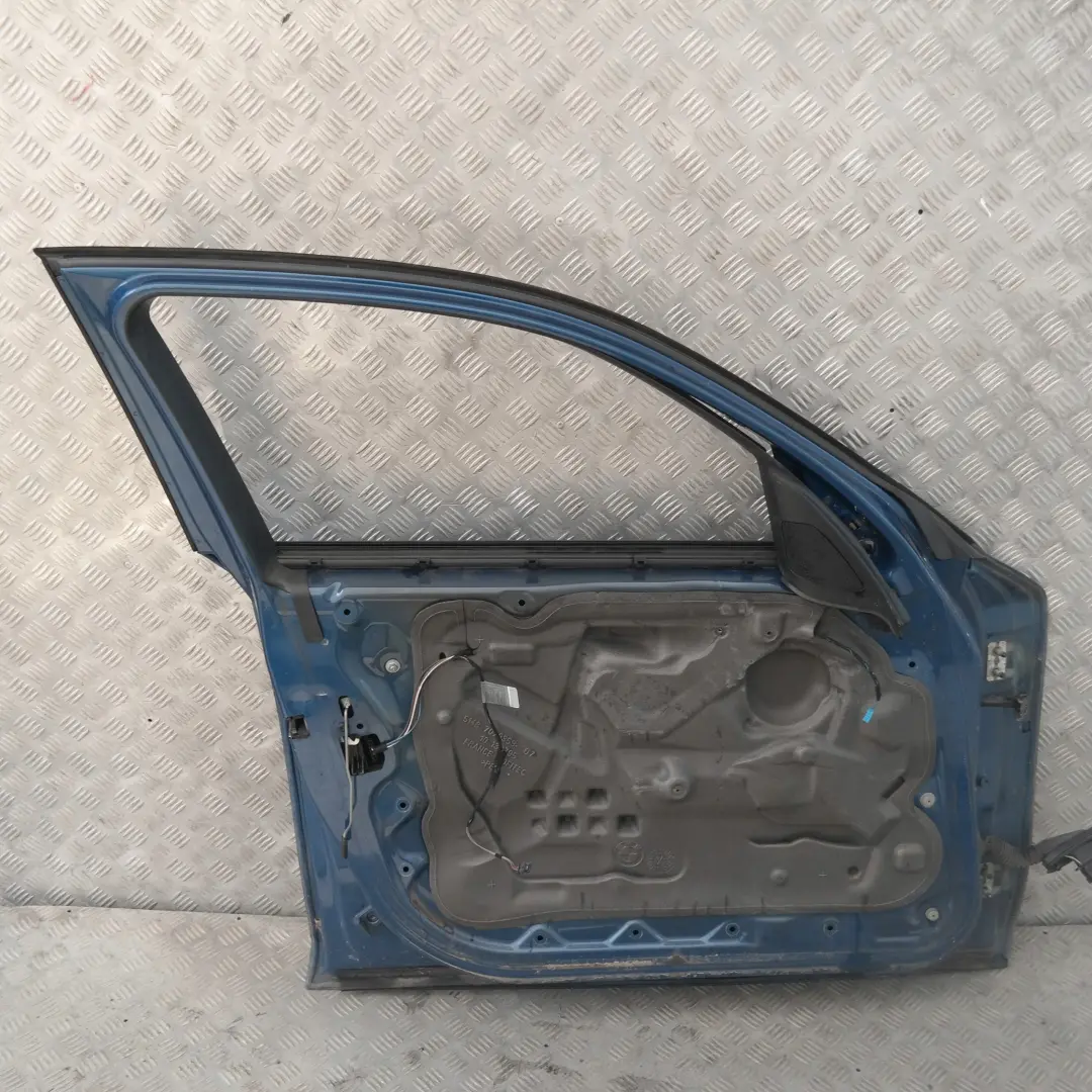 Fahrerseite Tür vorne links Sydneyblau Blau A19 für BMW 1 er E87 LCI mit Teilenummer 7191011 BMW 1 er E87 LCI Fahrerseite Tür vorne links Sydneyblau Blau A19 - SKU 7191011-SYD4 - Teilenummer 7191011