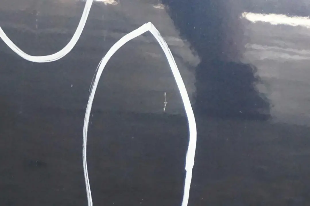 Droite Bleu Monaco Bleu Metallise - A35 pour BMW E60 E61 Touring Porte avant à propos du numéro de pièce 7202340 BMW E60 E61 Touring Porte avant Droite Bleu Monaco Bleu Metallise - A35 - SKU 7202340-MB1 - Numéro de pièce 7202340